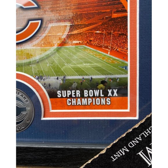 CHICAGO BEARS MINT COIN FRAMED STADIUM PHOTO & COIN by HIGHLAND MINT – NEW - Picture 2 of 5